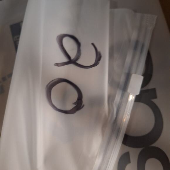 Kelly Clarkson Meaning of Life 2019 Tour T-Shirt Size 2XL Black Graphic - Picture 7 of 7